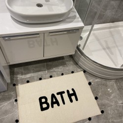 Ponpon Detaylı Siyah Banyo Paspası 90*56 Ponpon Detaylı Siyah Banyo Paspası 90*56