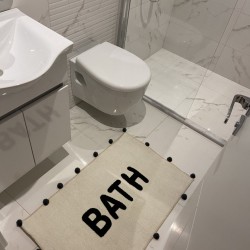 Ponpon Detaylı Siyah Banyo Paspası 90*56 Ponpon Detaylı Siyah Banyo Paspası 90*56